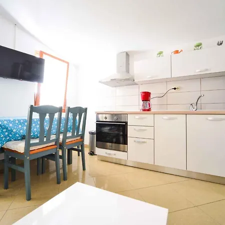Apartment In 35590